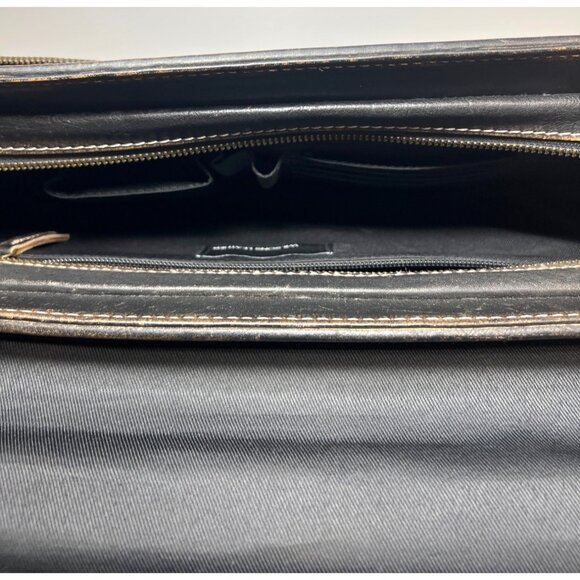 Vtg Wilson Leather Briefcase With Dual Front Buckle Pockets & Adjustable Strap - Picture 7 of 8